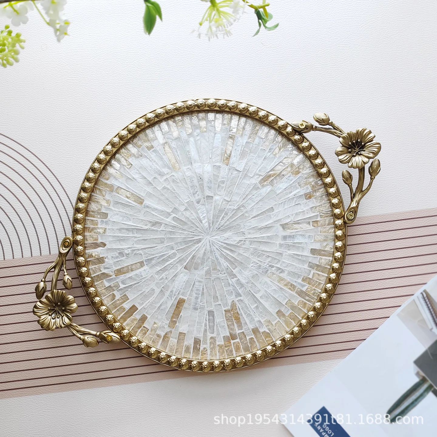 Nampan dekorasi cangkang gaya  - Luxury Skincare Tray ulasan dan harga